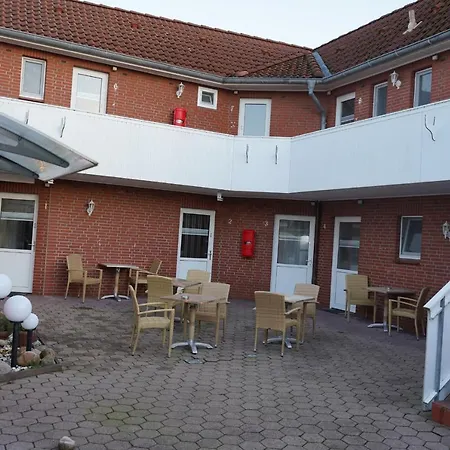 Gastehaus Zum Surgrund 4 アパート